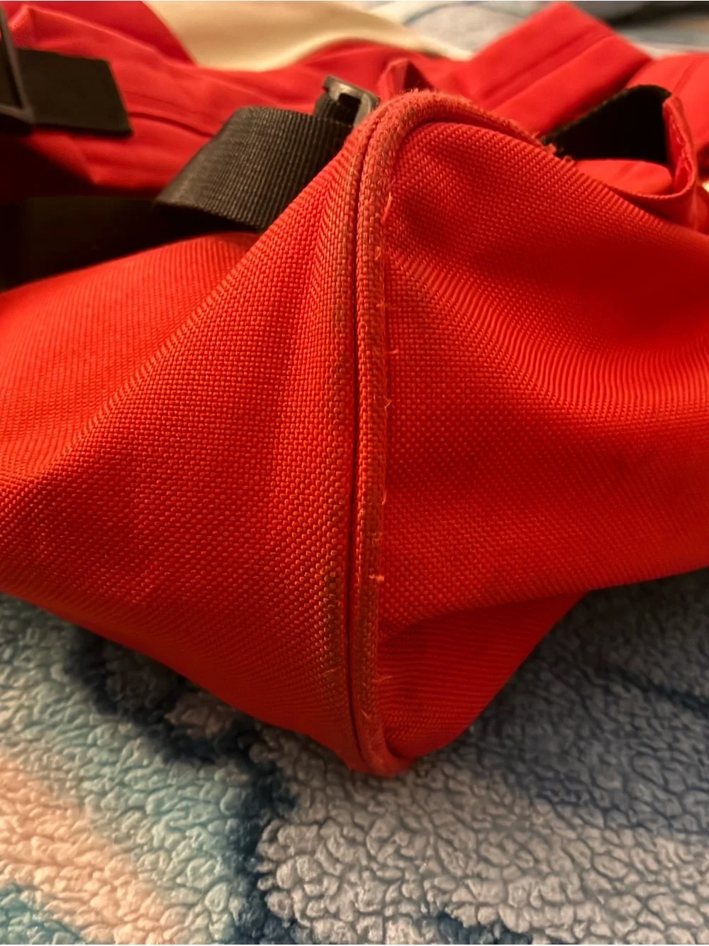 anello Red and Cream Canvas Daypack Backpack